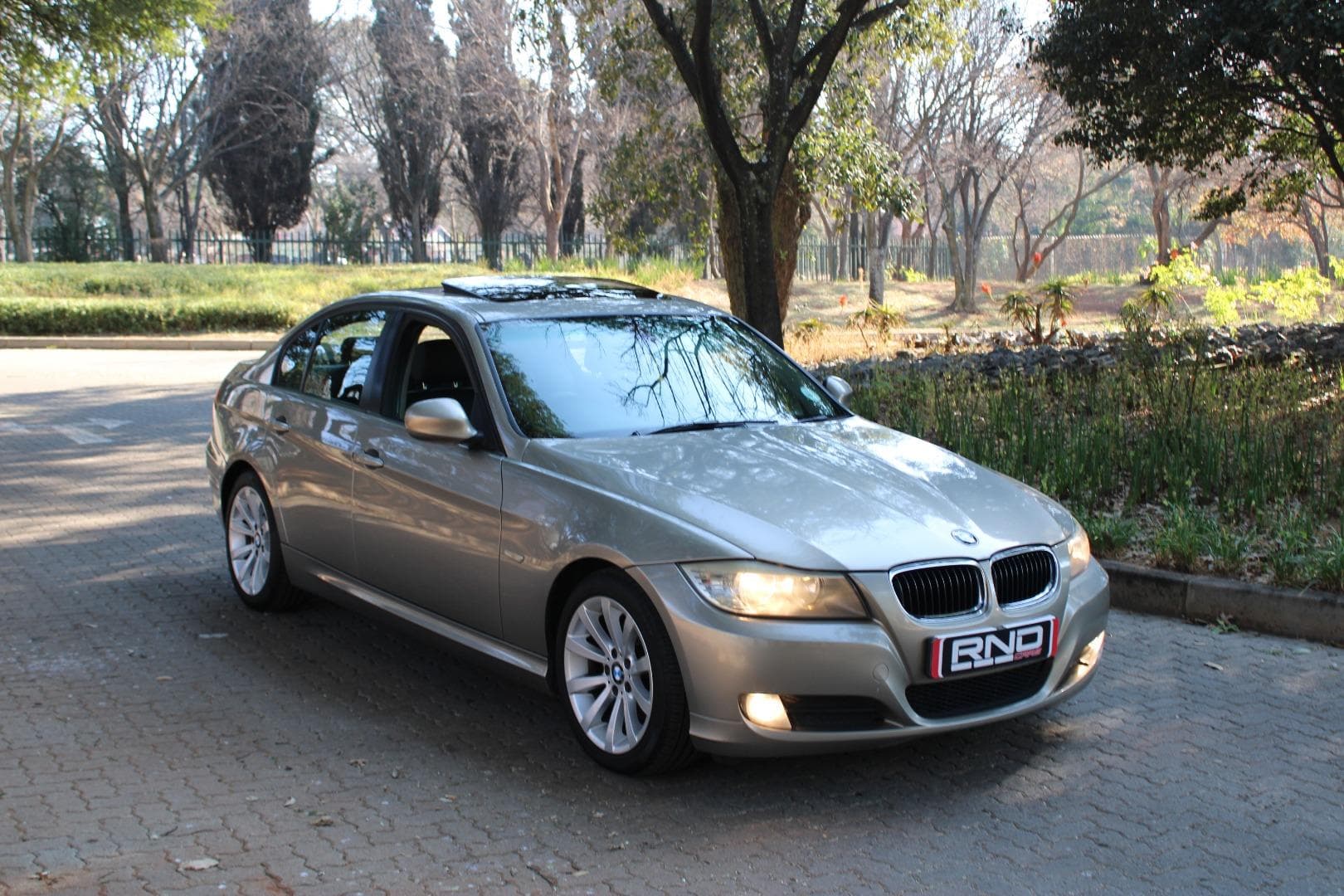 Image 1 of 2011 BMW 3 Series