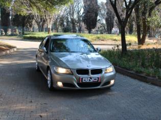 Image 3 of 2011 BMW 3 Series